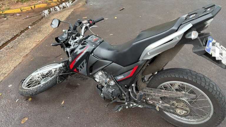 Motociclista fica ferido depois de acidente em rotatória no Parque São Vicente, em Birigui motociclista-fica-ferido-apos-acidente-em-rotatoria-no-parque-sao-vicente,-em-birigui