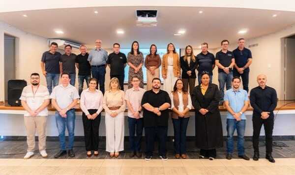 Prefeitura de Birigui integra nova governança da CPL do Calçado e reforça apoio ao setor prefeitura-de-birigui-integra-nova-governanca-da-cpl-do-calcado-e-reforca-apoio-ao-setor
